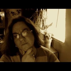 Meet your Posher, Pam